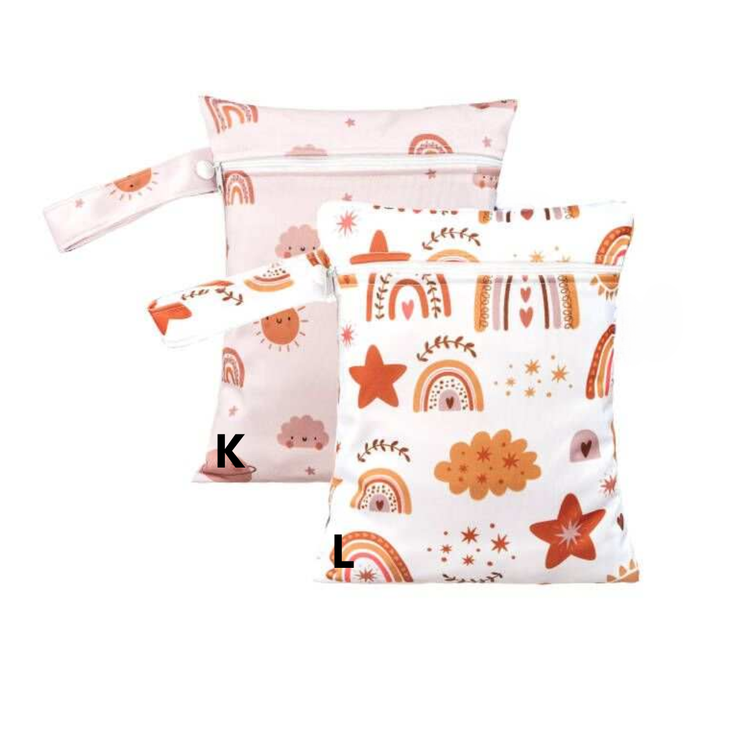 Handsfree breast pump pouch and carry bag for using your pump on the go